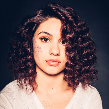 传记 Alessia Cara