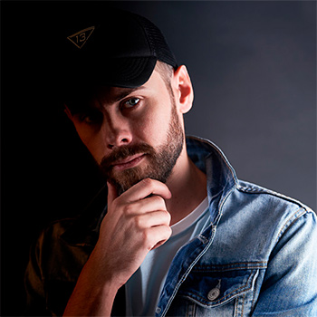 Biography DJ Melloffon