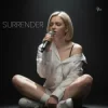 封面 Novi - Surrender Novi - Surrender