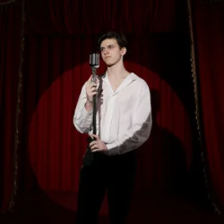 Cover USTYM - Шепіт